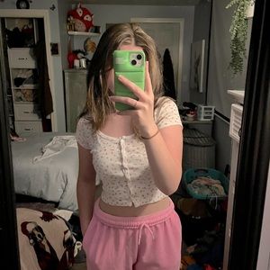 brandy melville floral zelly top